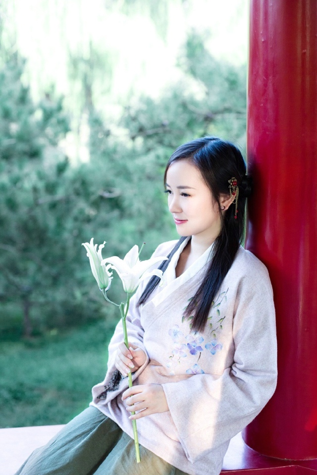 只搞钱，不恋爱。